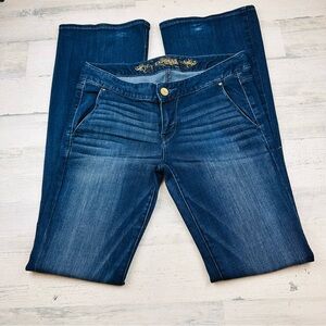 Express Stella Slim Flare regular fit low rise size 8